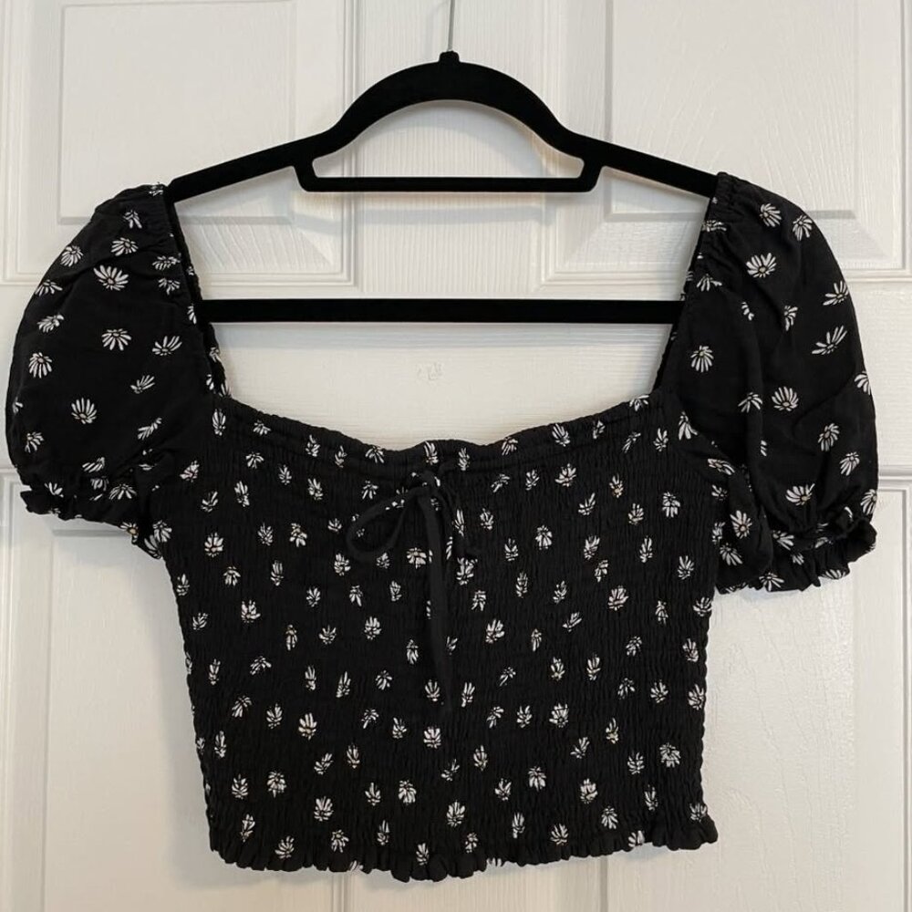 Aritzia Wilfred Smocked Blouse